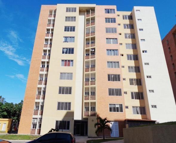 Apartamento en venta recidencias Doral Contry,ubicado en urb el rincon