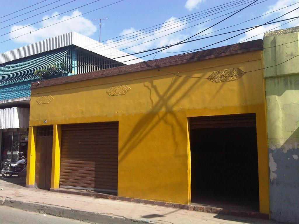 Local Comercial 269 M2 al Frente de Panadería Tinguaro