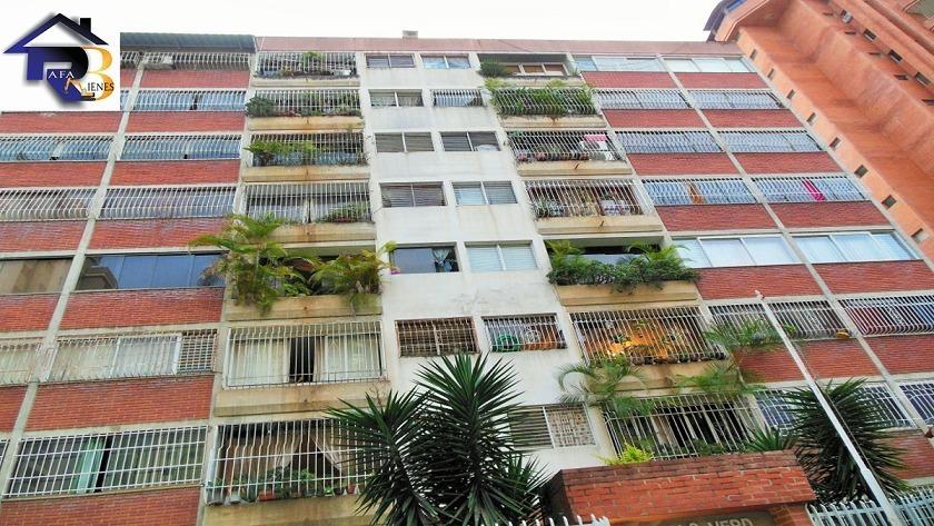 RAFABIENES Vende apartamento en Lomas del Avila 166 metros