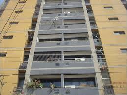 BAC HOUSE C.A VENDE PUERTO AZUL APTO DE 2HAB COLINAS DEL NEVERI EN AV PPAL