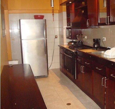 BAC HOUSE C.A VENDE PUERTO AZUL APTO DE 2HAB COLINAS DEL NEVERI EN AV PPAL