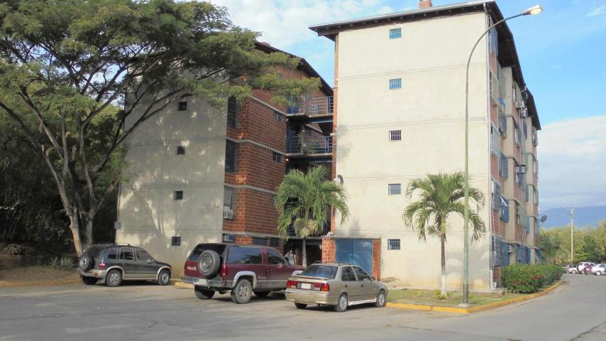 Apartamento en Nueva Casarapa RH 1610945