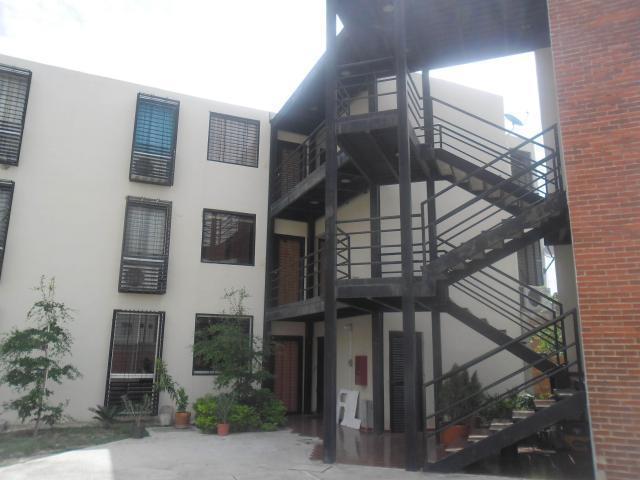 Martluni Rodríguez vende Apartamento en Ciudad Alianza, Guacara MLS158598