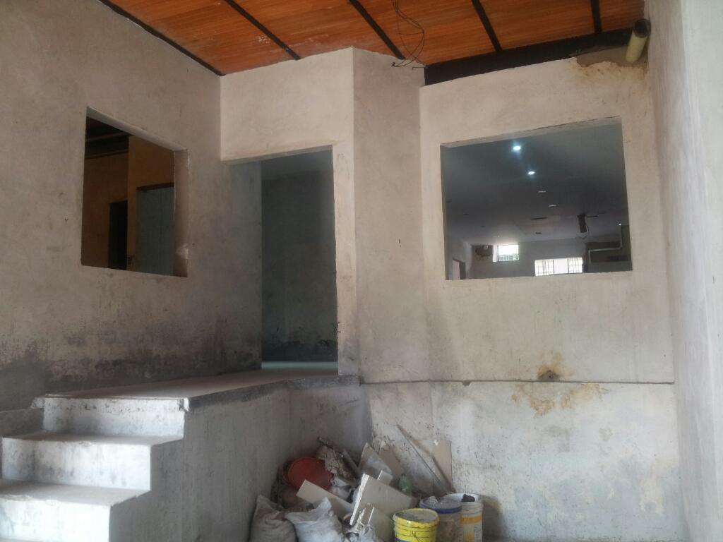 Se vende casa por emergencia economica. Machimbrada