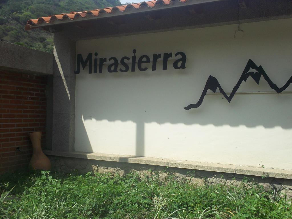 VENDO APARTAMENTO RESIDENCIAS MIRASIERRA MERIDA 59.000.000 BS