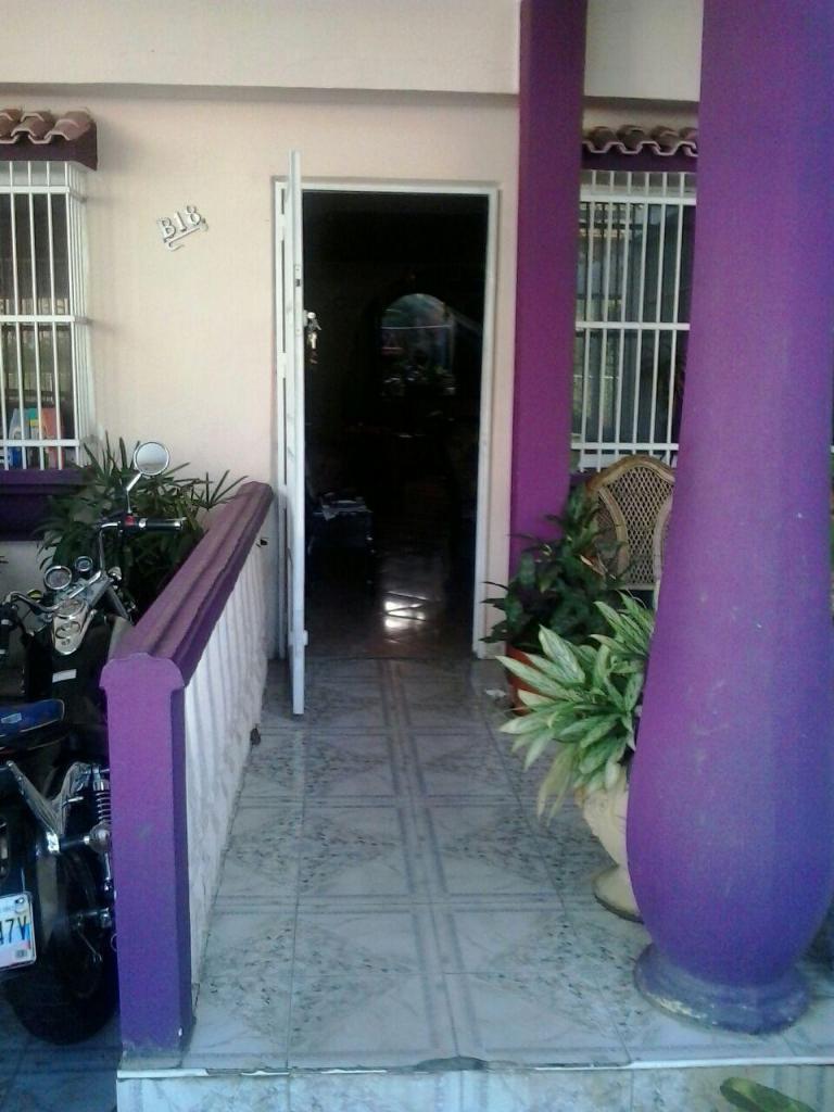 ADMINISTRADORA JABA VENDE BONITA Y ACOGEDORA CASA EN SAN DIEGO