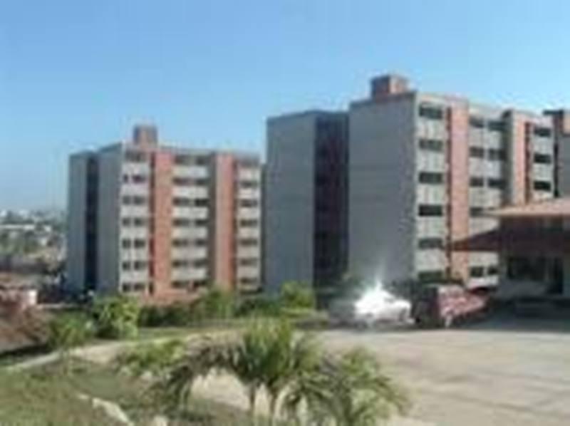 BAC HOUSE C.A VENDE RES ALTO GUAICA 2HAB