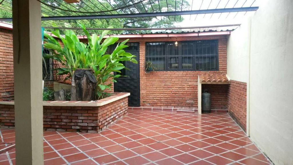 casa bella en sandiego cerca del pueblo despues del club madeirense