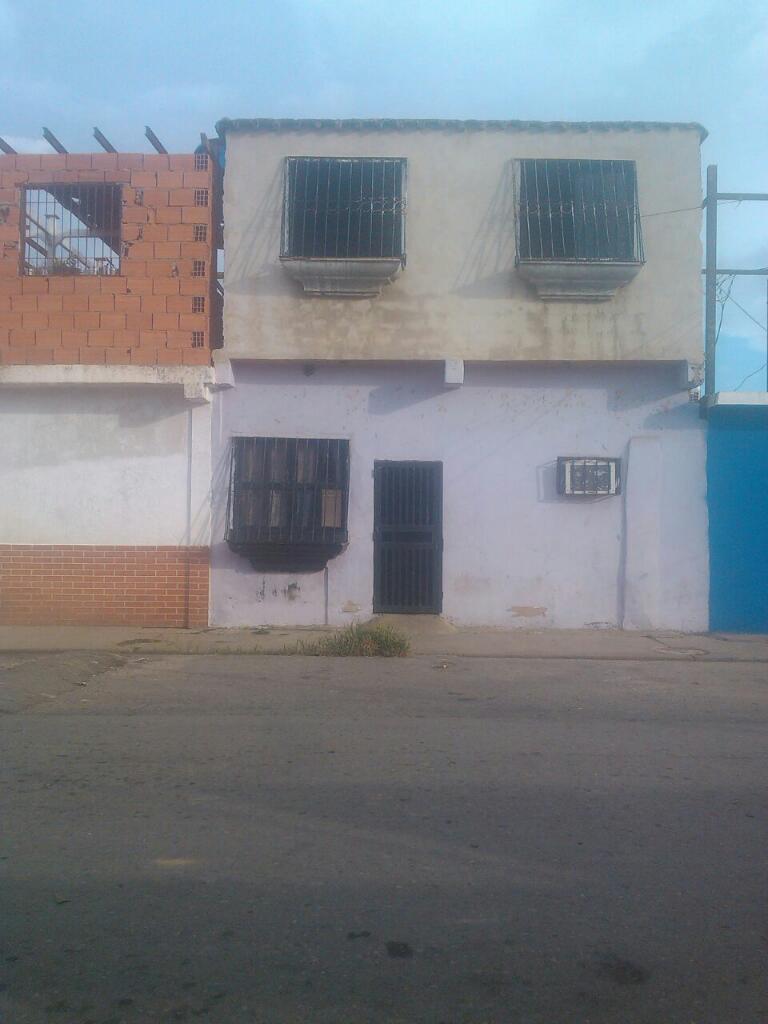 Vendo Casa en  por Motivo de Viaje