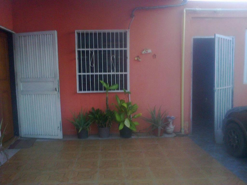 CASA EN VENTA PARAPARAL