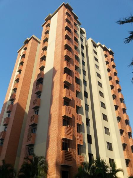 APARTAMENTO DE 82 M2 EN MAÑONGO  EDO