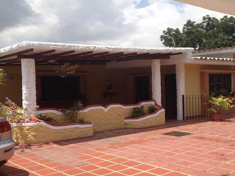 Casa en Venta en Carialinda, Naguanagua. Código: 1636008