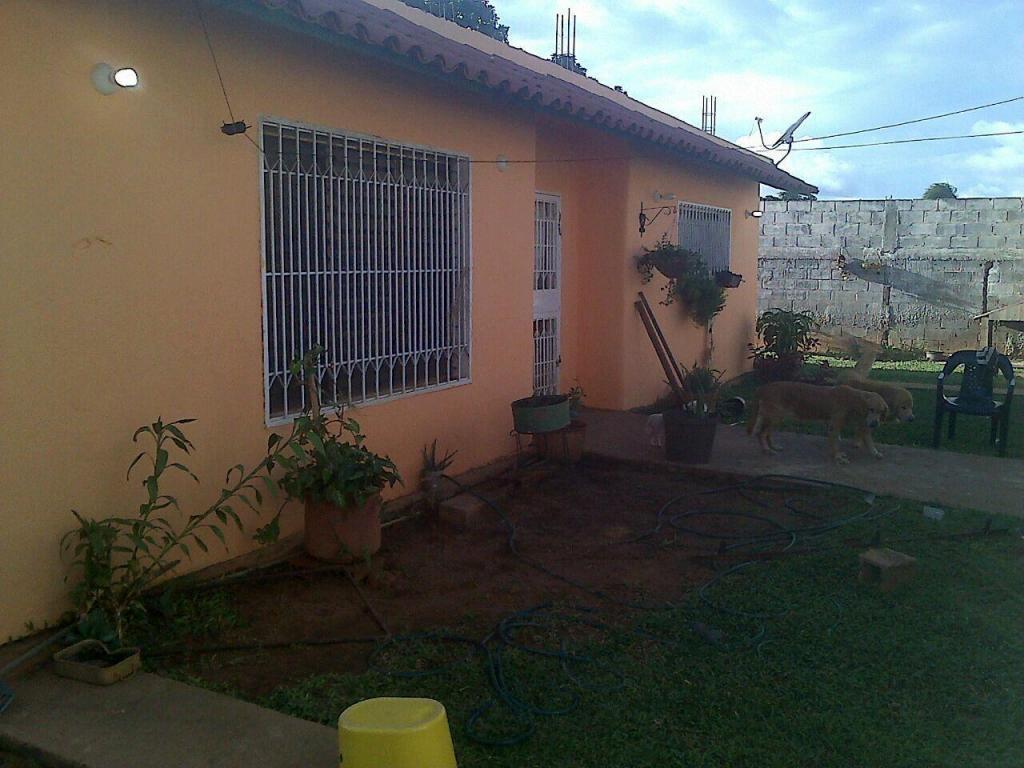 Vendo casa en el Sector Los Chaguaramos. El Tigre