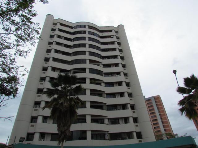 Apartamento en venta en LOS MANGOS COD1612195 RentAHouse