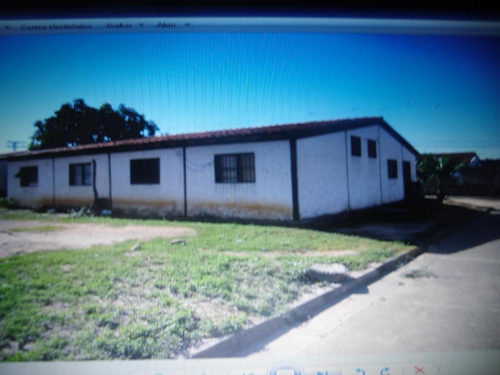 EN VENTA HERMOSA CASA MAMPORAL 04164126740