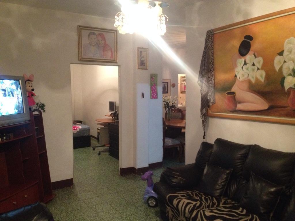 Apartamento en venta en gato negro avenida Sucre los frailes di catia