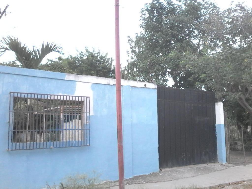 VENDO CASA BARRIO BOLÍVAR. ALQUILO CON OPCIÓN COMPRA