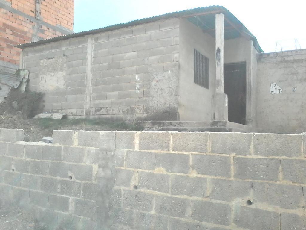 VENDO CASA. SECTOR ESTE. INDIO.MANAURE