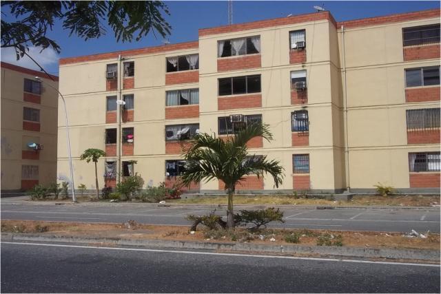 vendo apartamento. o cambio por carro