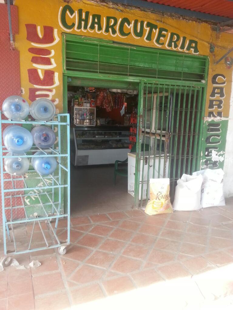 Se vende local comercial