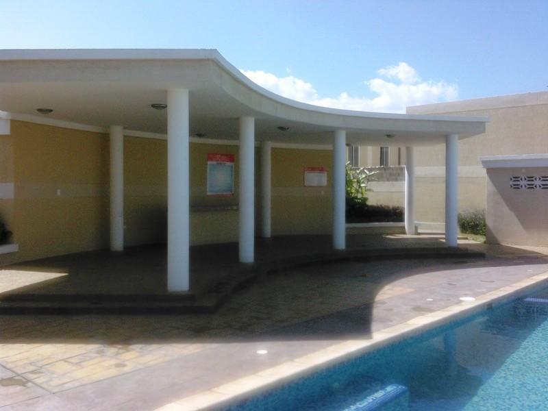 Gerald House VENDE CIUDAD REAL TOWNHOUSE DE 2HAB porcelanato alto brillo AMOBLADO ENTRADA DE