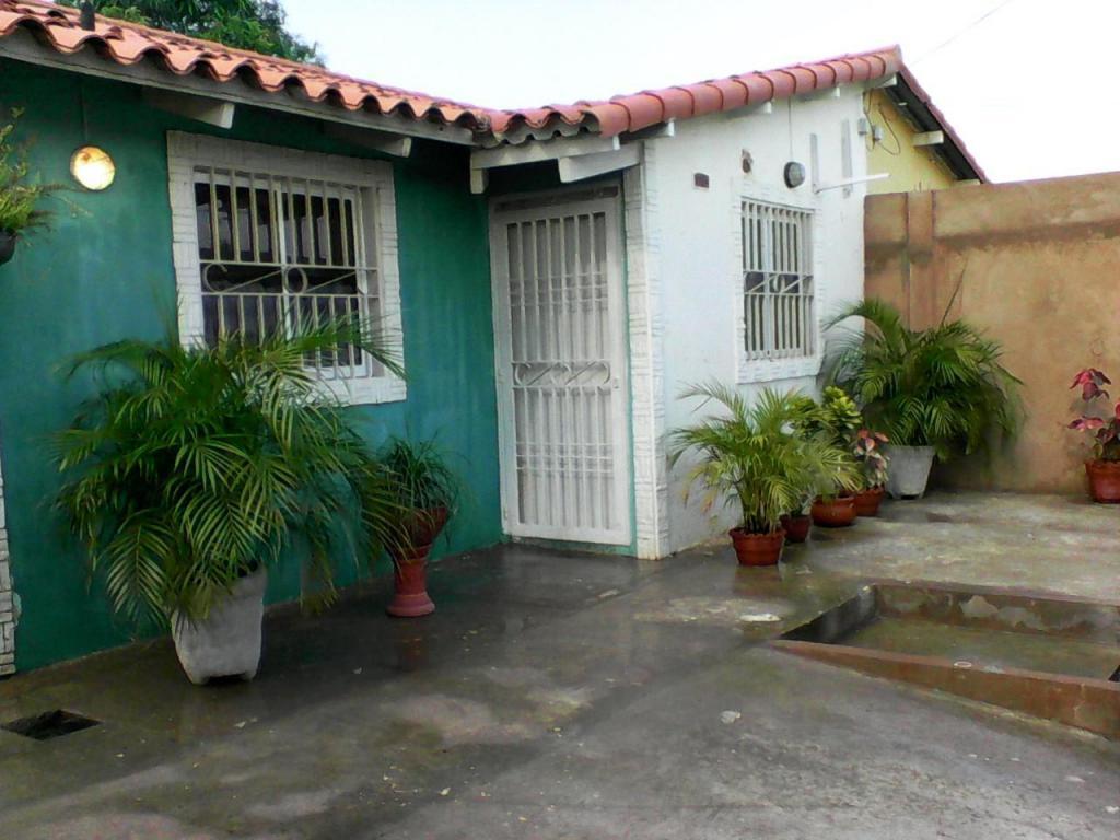 SE VENDE CASA EN VILLA SAN ISIDRO