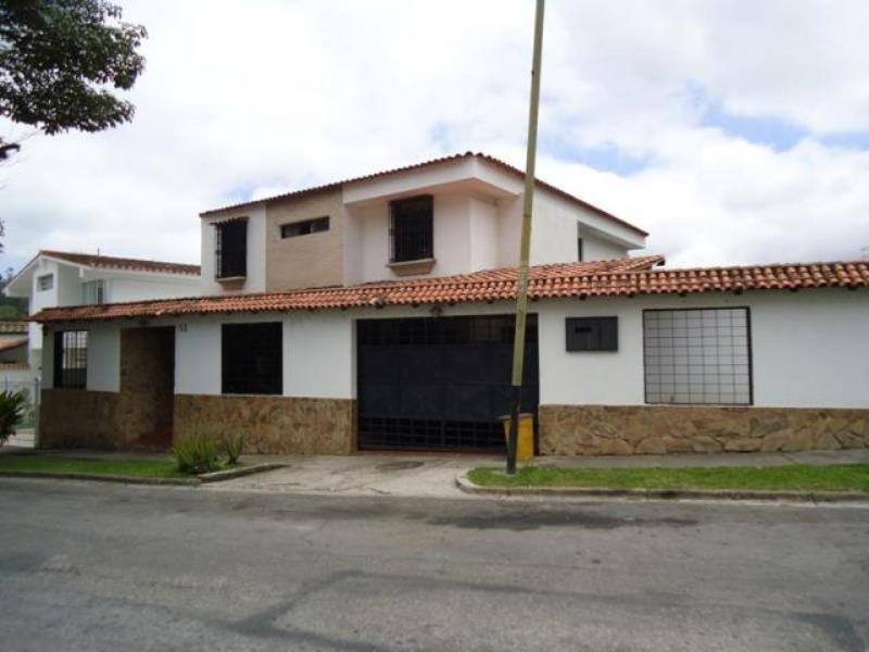 VENTA DE CASA EN LOS CASTORES CZRH 154738