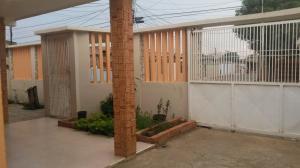 Casa en Venta en la Avenida Guajira MLS 167020