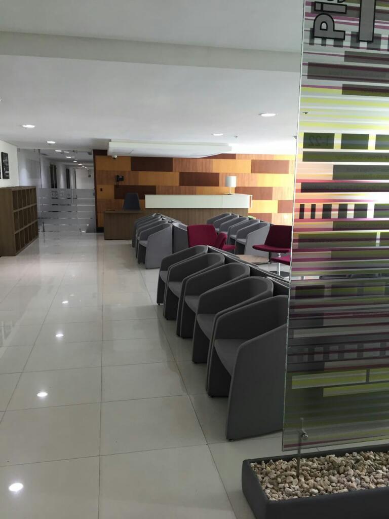 Yannet Inmuebles Vende Consultorio Médico C.c. Concepto La Granja