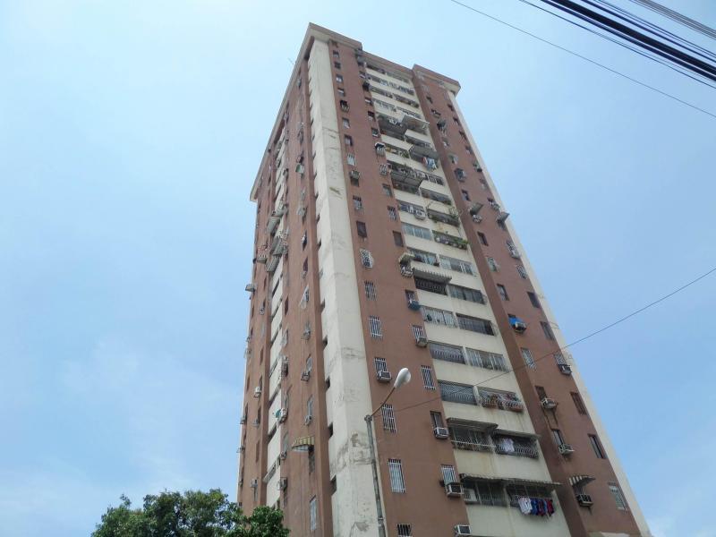 Apartamento en Venta en Maracay, El Centro hecc 1616168