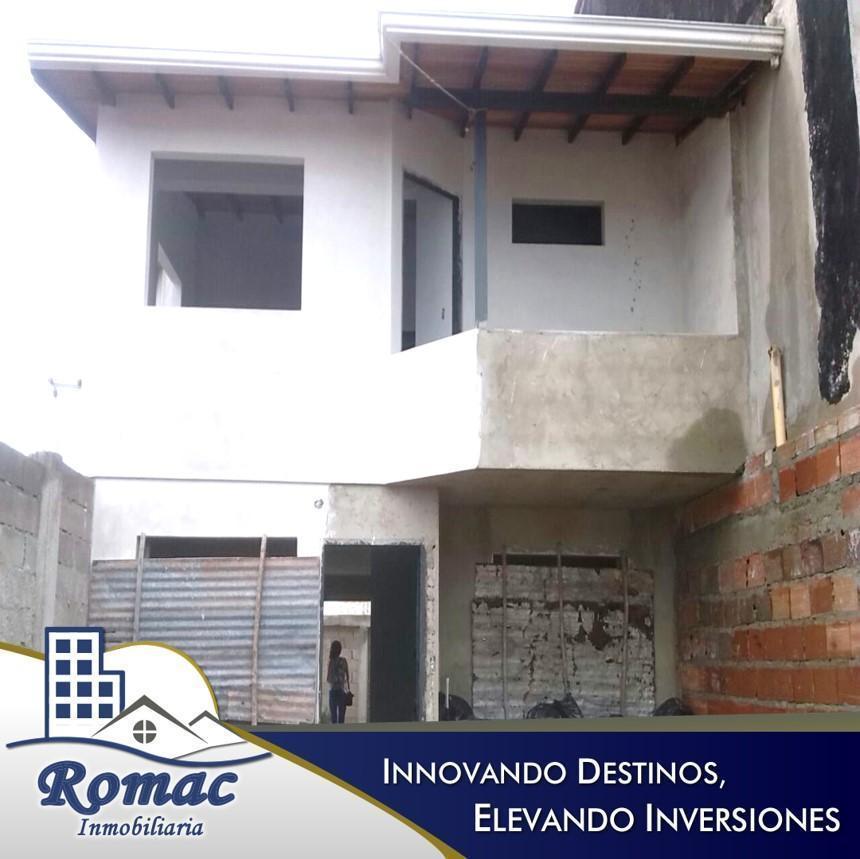 RM En Venta Casa en Obra Gris, ubicada en la Machiri, Parte Alta