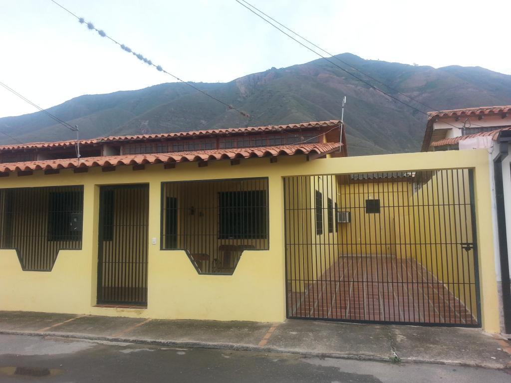 Vendo Hermosa Casa Residencias Urao El Molino Lagunillas Estado Merida