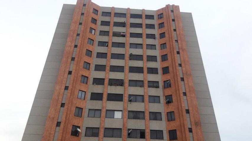 Apartamento en venta Fuerzas Armadas  MLS 1618179