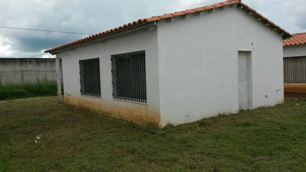 Casa en Urb La Esmeralda urb. Nueva Al Lado de La Bloquera Altamira