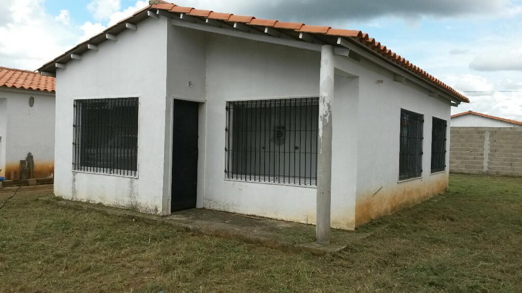 Casa en Urb La Esmeralda urb. Nueva Al Lado de La Bloquera Altamira