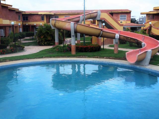 Vende Rent A House hermoso Townhouse