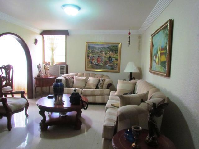 APARTAMENTO EN VENTA DELICIAS NORTE  MLS 1618525