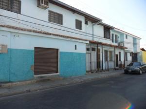 Se Vende Casa Multifamiliar en San Blas