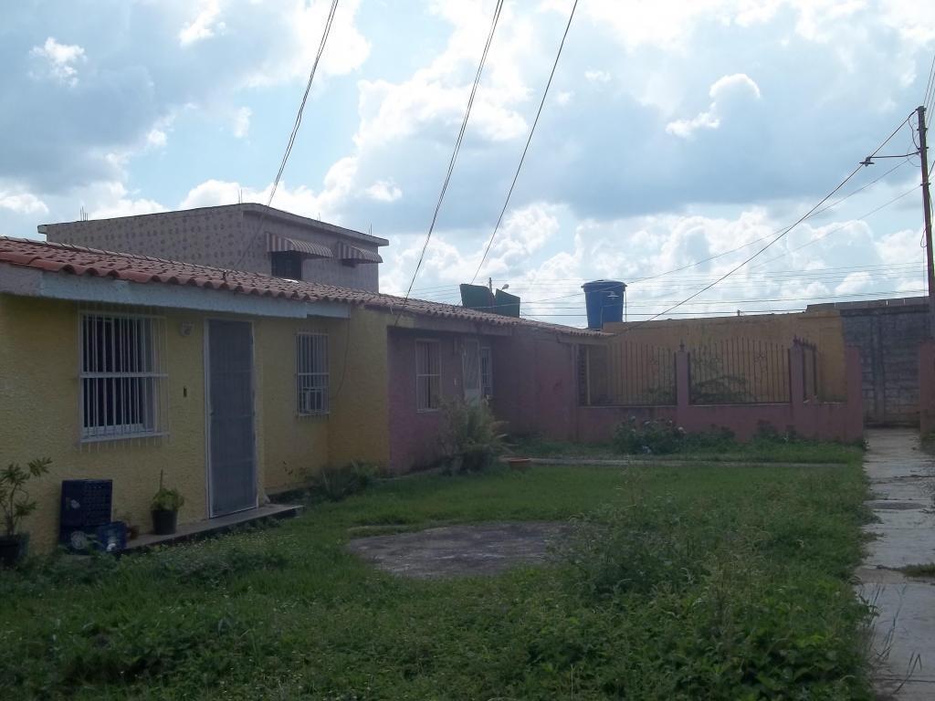 SE VENDE CASA EN TINAUILLO