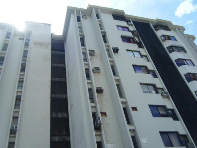 Apartamento en Alquiler en La Granja, . MLS1619653