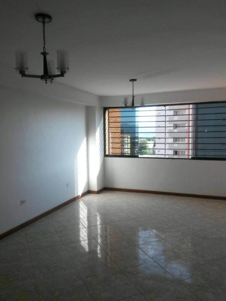 Alquilo apartamento solo para empresa o Ejecutivos, Barquisimeto