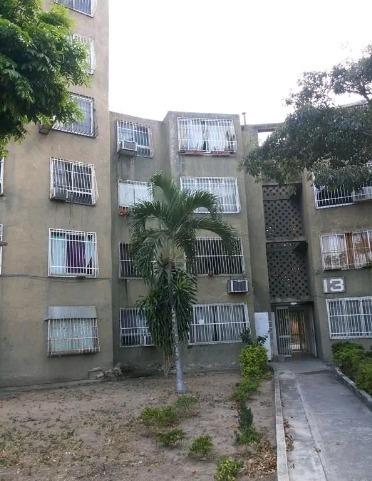 Apartamento en Guacara. Res Malave Villalba Agregar a favoritos