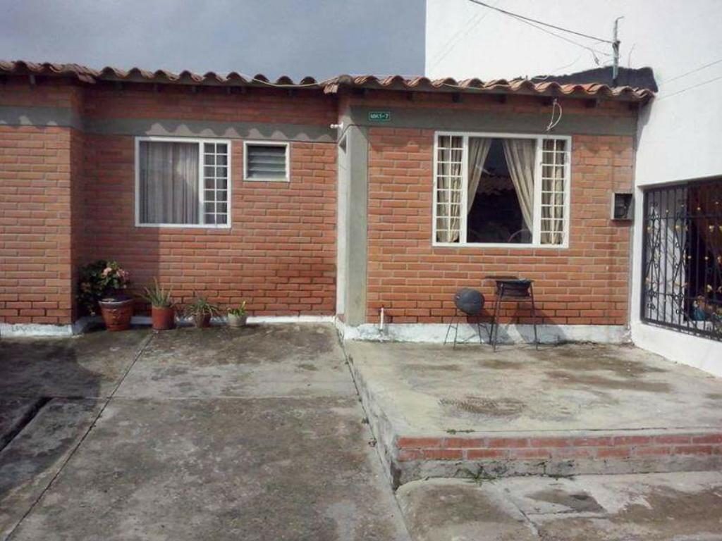 Vendo o cambio casa conjunto privado Cúcuta