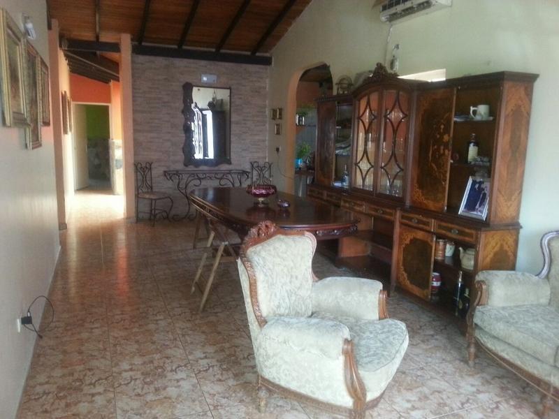 Cod. 255. Casa en Valle de Oro – . Terreno de 447 m2