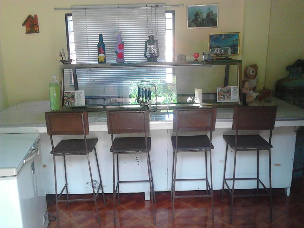 Vendo Mobiliario de Restaurant Seft Serv