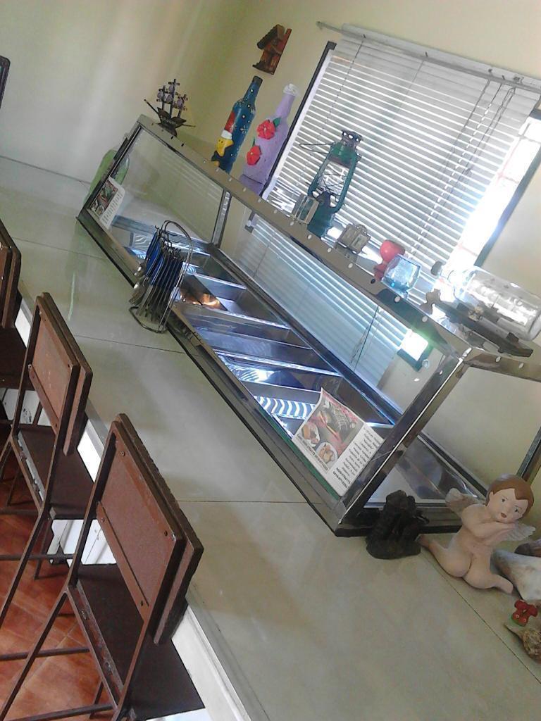 Vendo Mobiliario de Restaurant Seft Serv