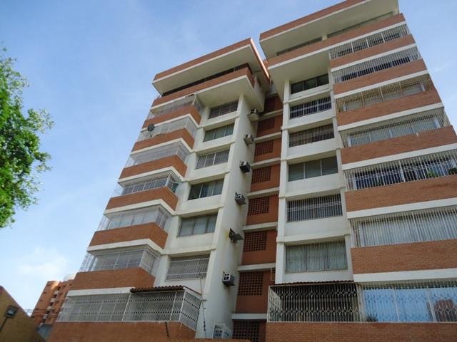 Apartamento en venta en la AV 72 ZU