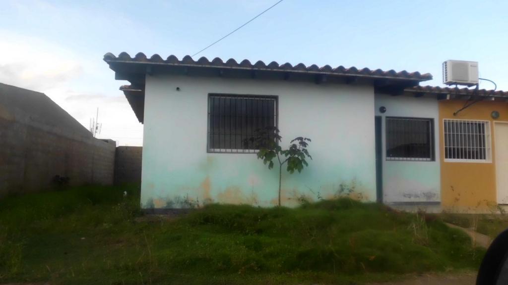 vendo casa complejo paramaconi