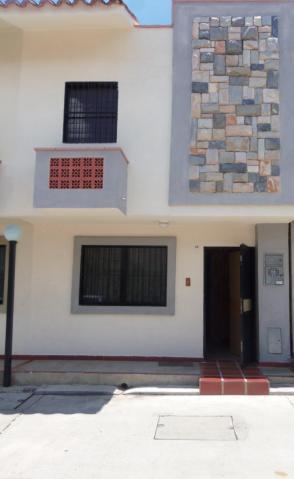 Venta Townhouse Tazajal  Edo.  Codflex1614759 ihd