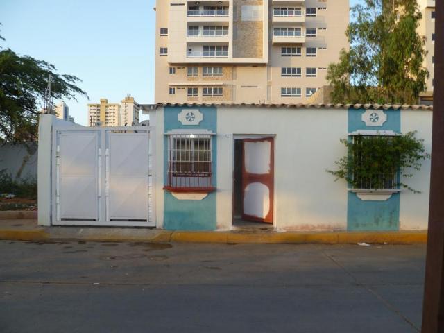 Casa en Venta  El Milagro Luis Collantes Rentahouse Codigo MLS1611631